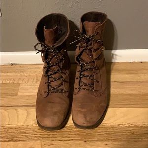 Teva Boots 8.5